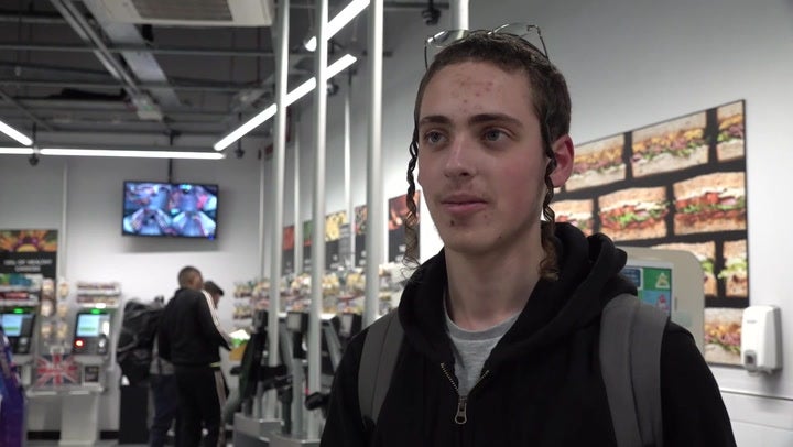 <p>Passengers arriving in UK from Israel describe moment Hamas rockets started landing.</p>