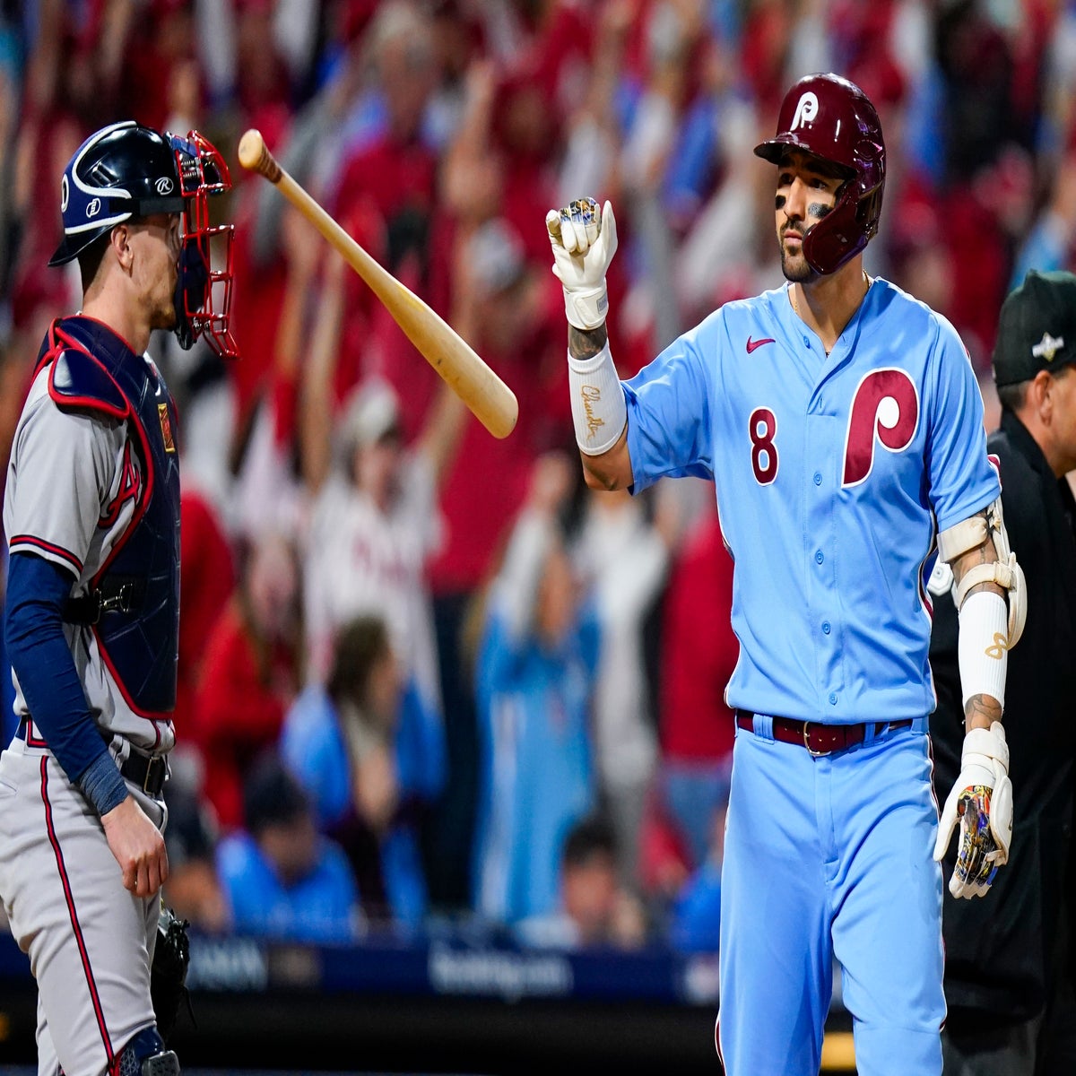 Castellanos hits 2 homers, powers Phillies past Braves 3-1 and