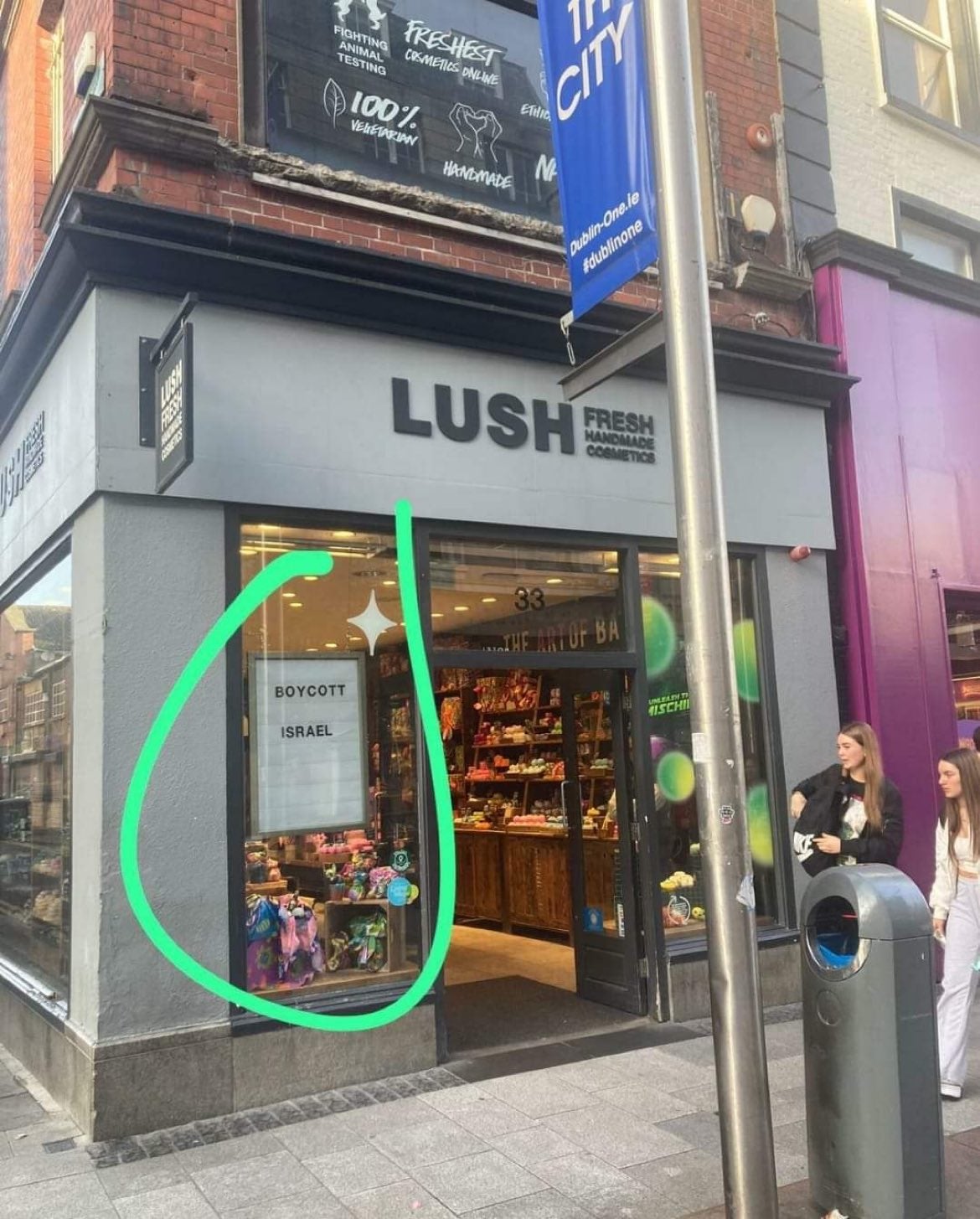 The sign in a Dublin branch was ‘swiftly removed’