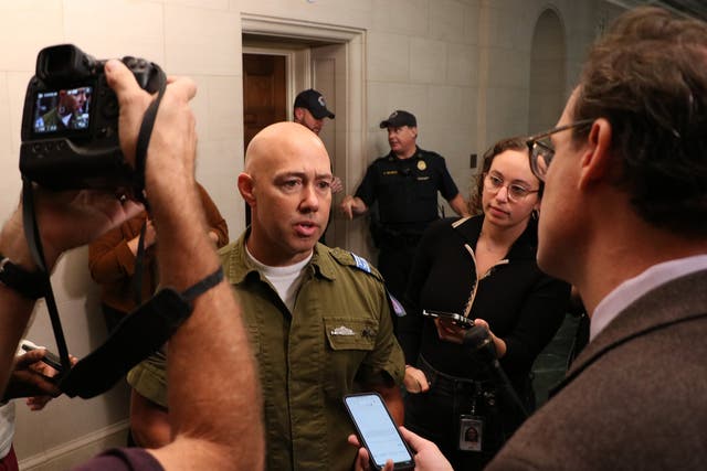 <p>Brian Mast wears an IDF uniform to GOP conference meeting</p>