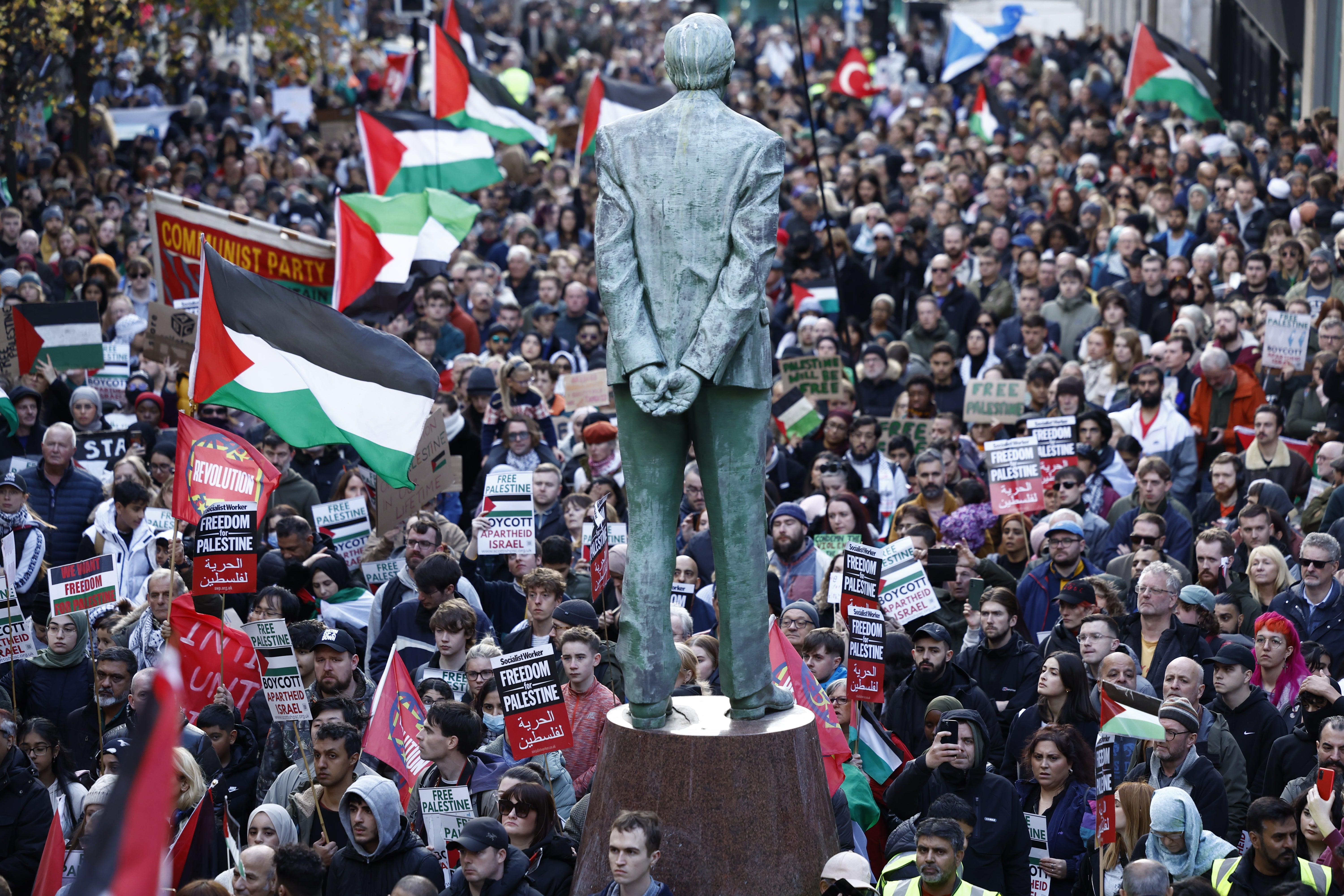 Protests took place across Glasgow, Dublin, Manchester and London in support of Palestine