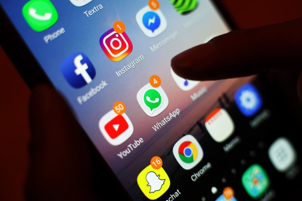 Police warn online daters over romance fraudsters posing as celebrities