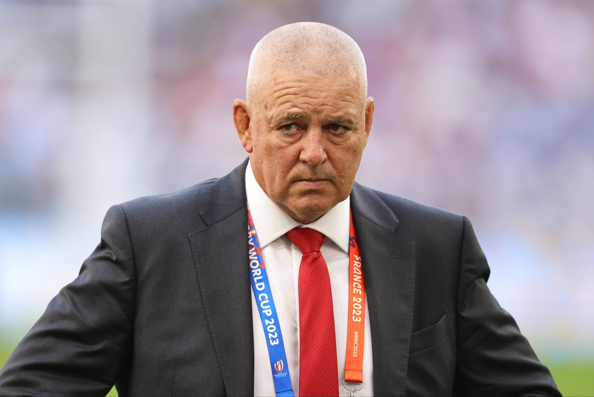 Warren Gatland reacts to ‘disruptive’ referee change after Wales knocked out of Rugby World Cup