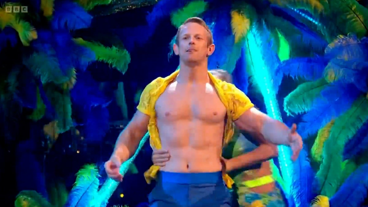 Strictly’s Jody Cundy gets his shirt ripped open during salsa performance