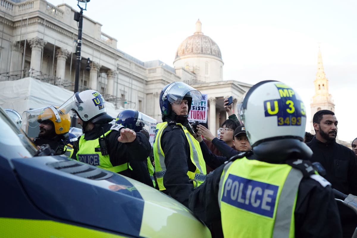 Three charged after being arrested at pro-Palestine march