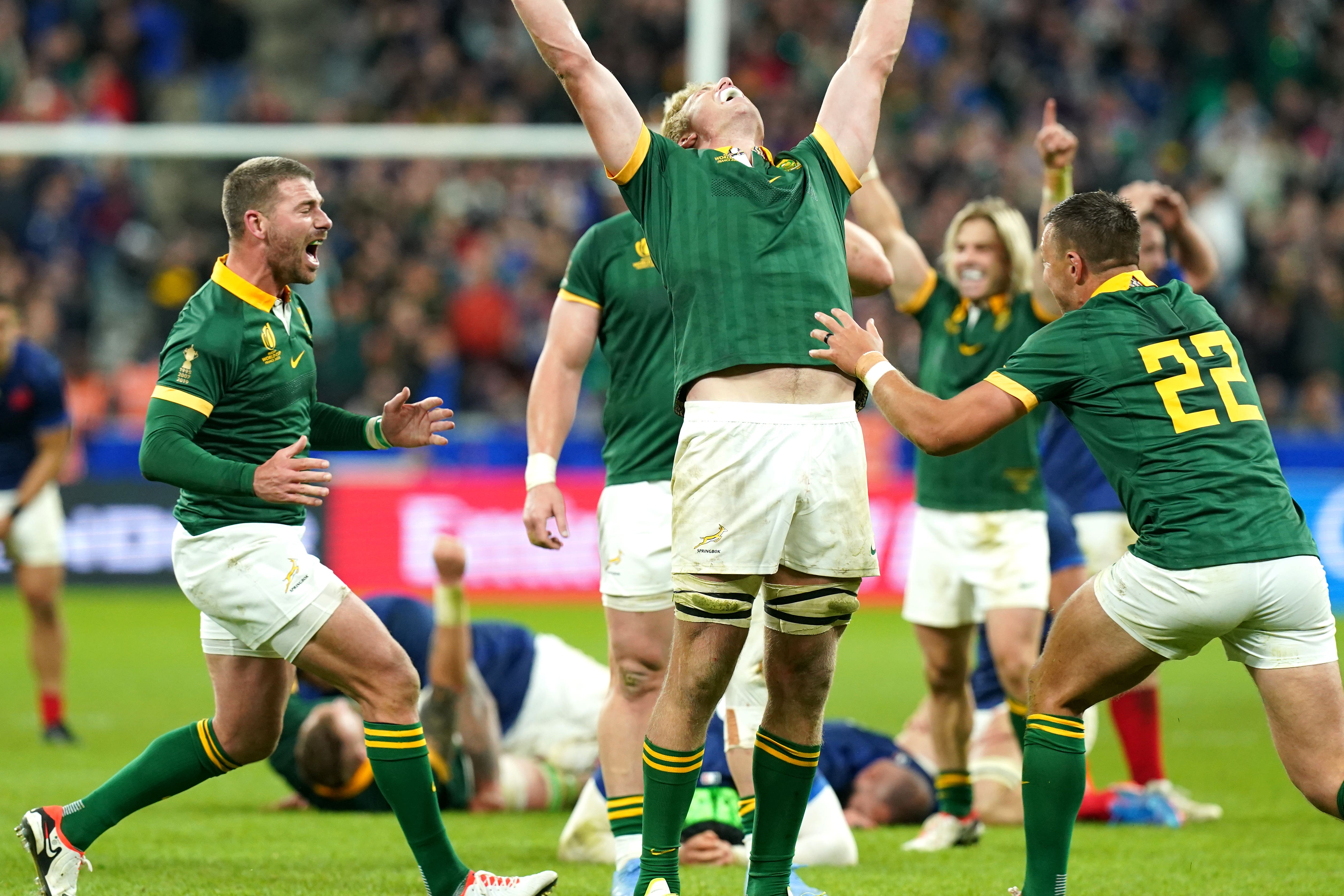 Holders South Africa reached the semi-finals with a brilliant win over France