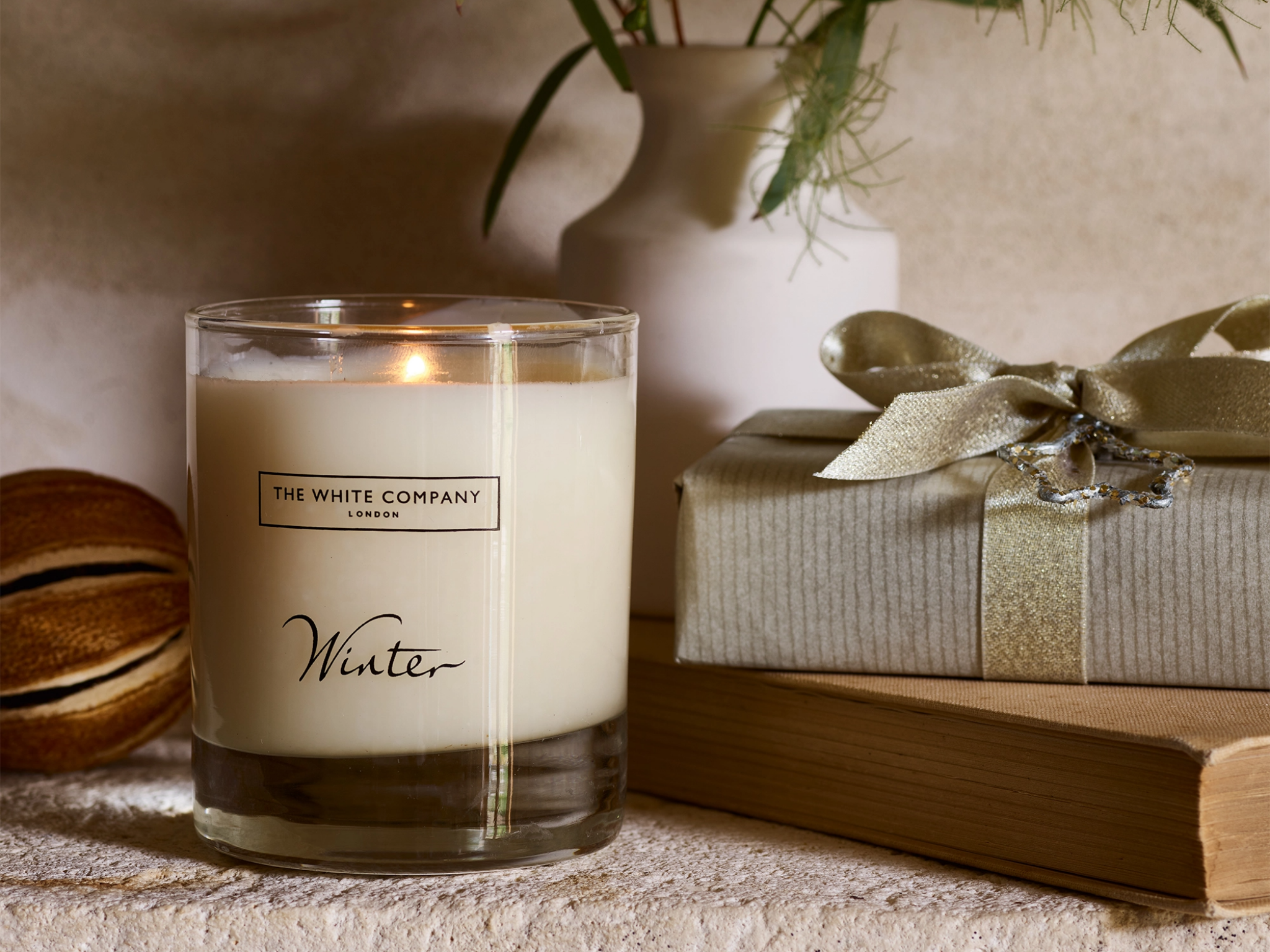 The White Company winter candle