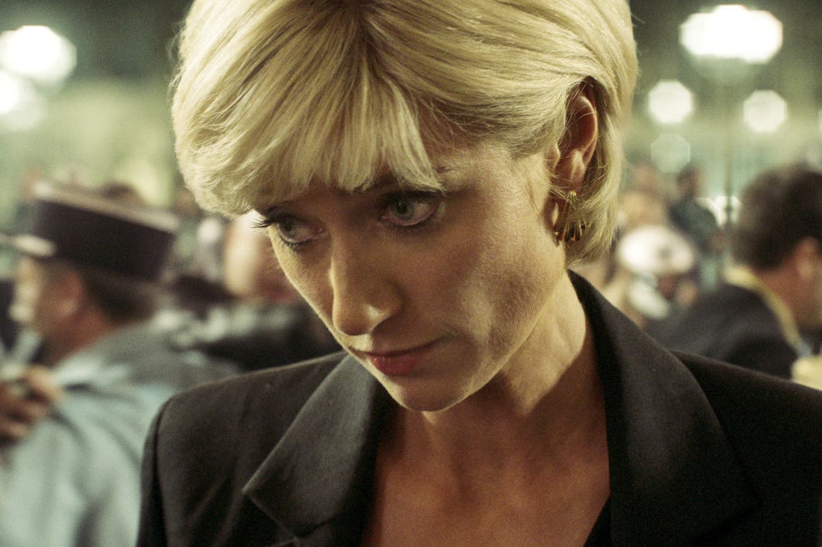 The Crown&rsquo;s Elizabeth Debicki on &lsquo;unique challenge&rsquo; of playing Princess Diana in her &lsquo;devastating&rsquo; final days
