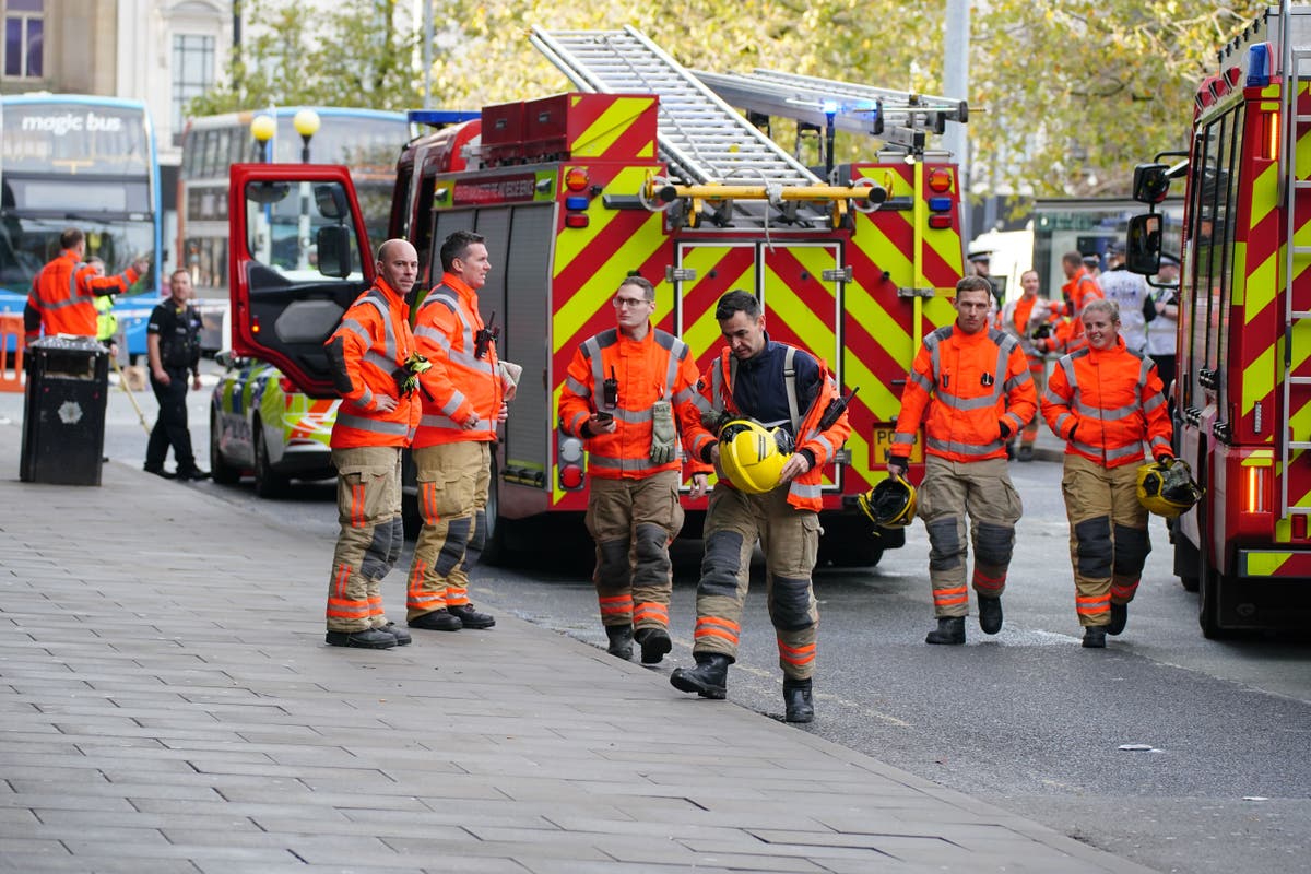 Woman dies after Manchester city centre bus crash