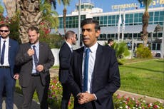 Rishi Sunak arrives in Israel for talks with Benjamin Netanyahu