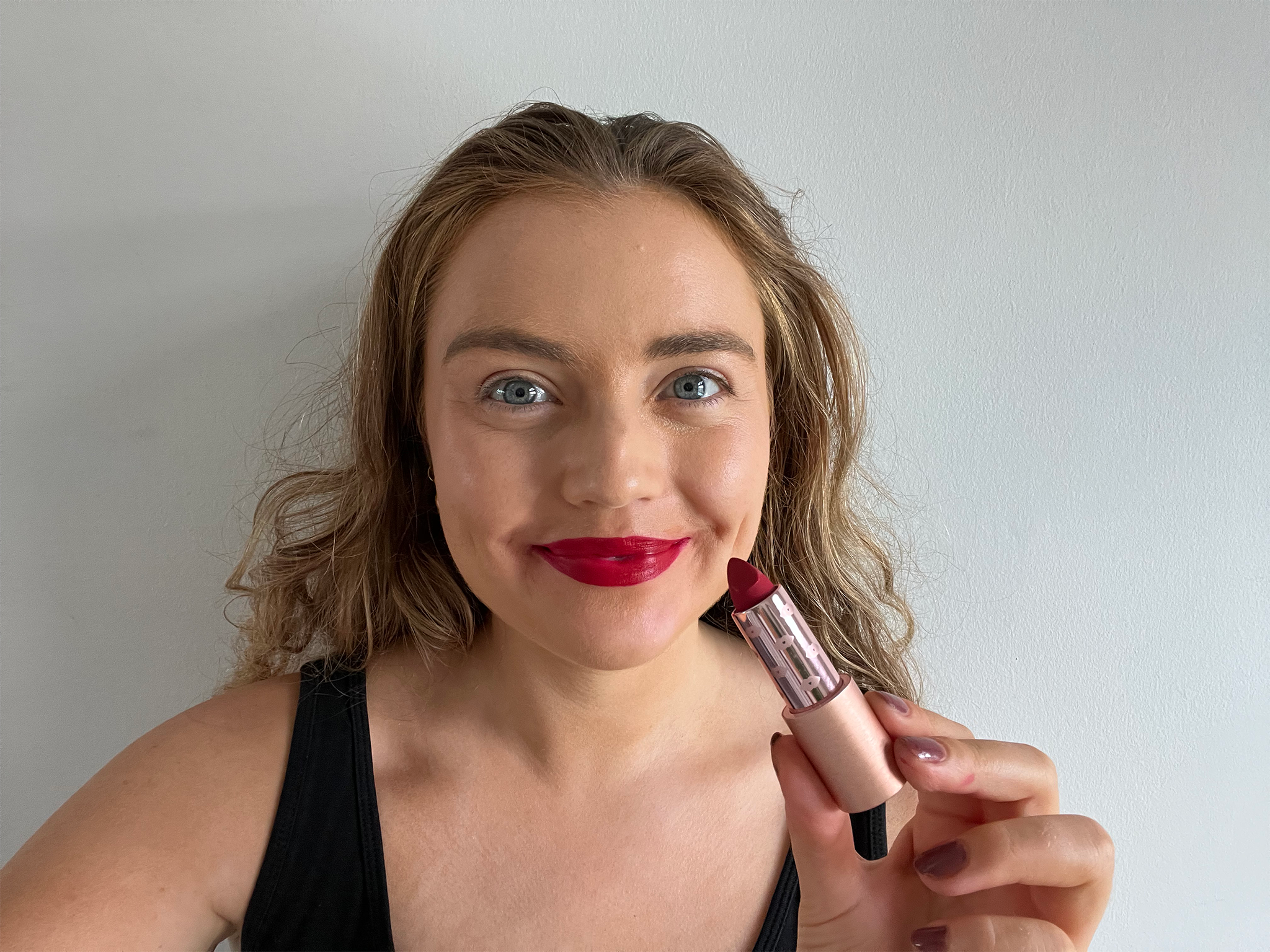 Zoeva velvet love matte hyaluronic long-lasting lipstick