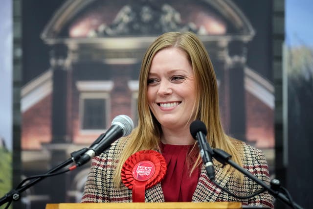 <p>Labour candidate Sarah Edwards delivers a victory speech after winning the Tamworth by-election</p>