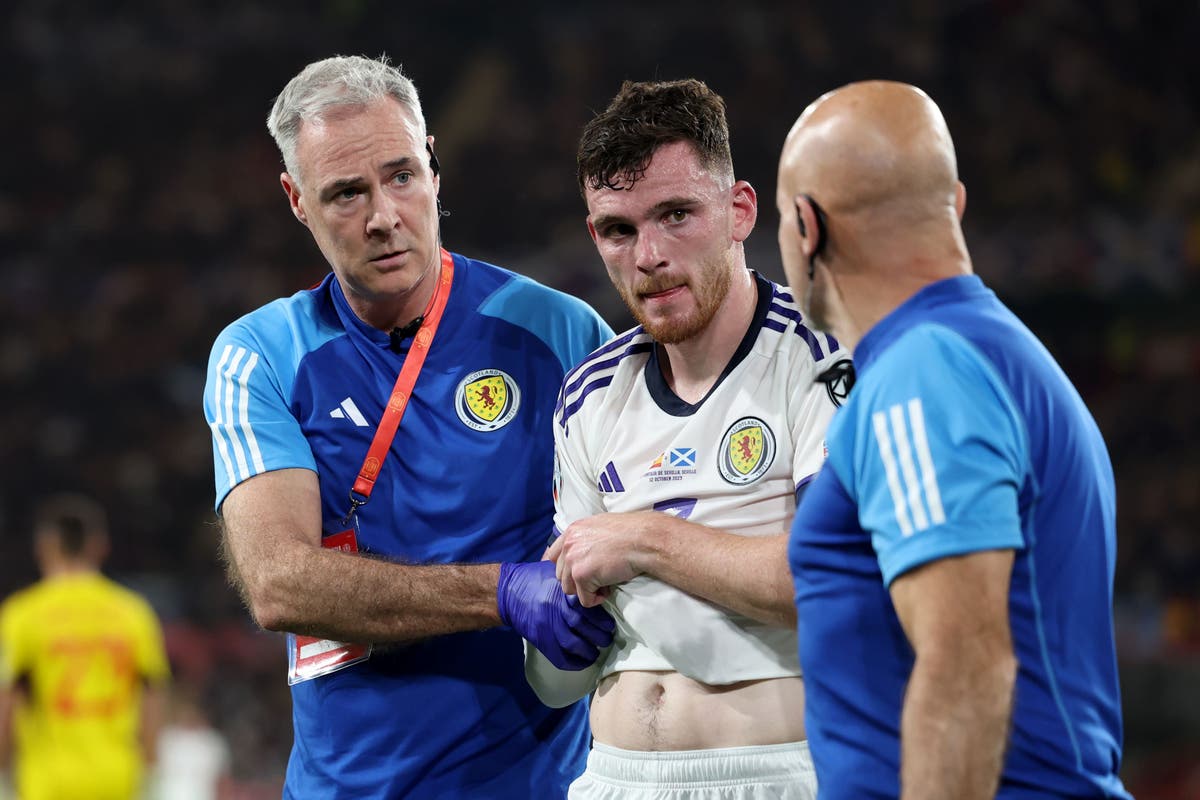 Andy Robertson facing shoulder surgery and &lsquo;out for a while&rsquo; &ndash; Jurgen Klopp