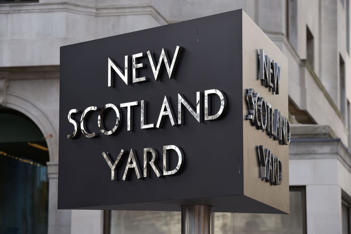 Met Police reports ‘significant increase in hate crime’ amid Israel-Hamas war Met Police reports ‘significant increase in hate crime’ amid Israel-Hamas war