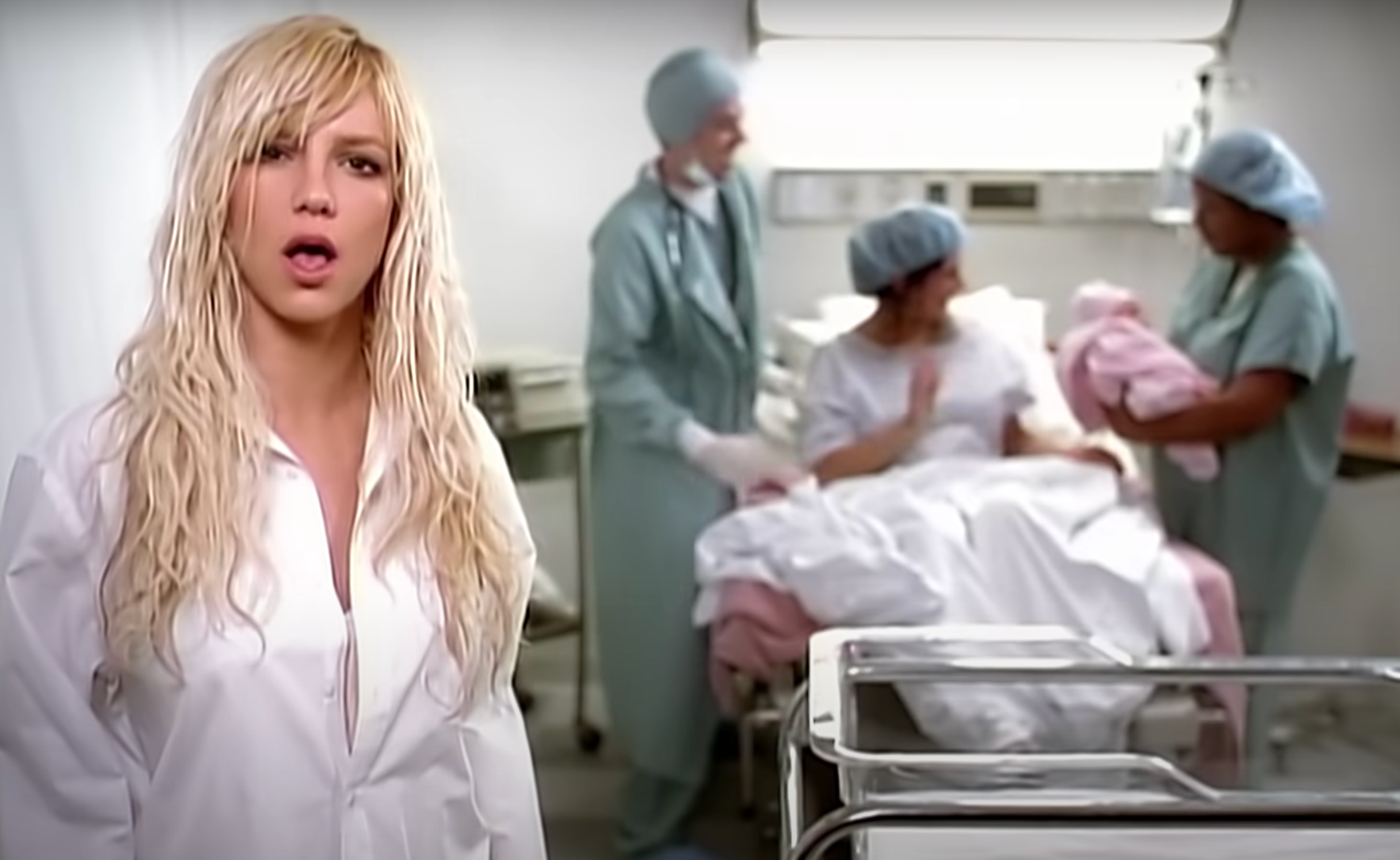 Britney Spears in ‘Everytime’ music video