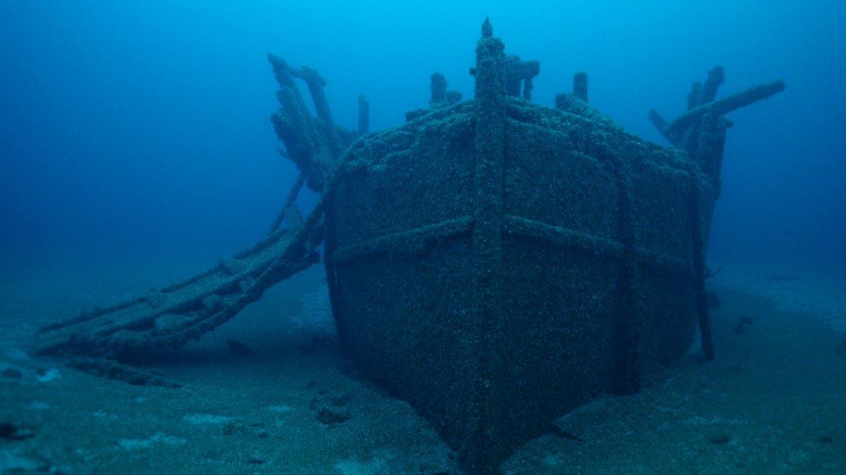 Invasive mussels lead to discovery of 128-year-old shipwreck