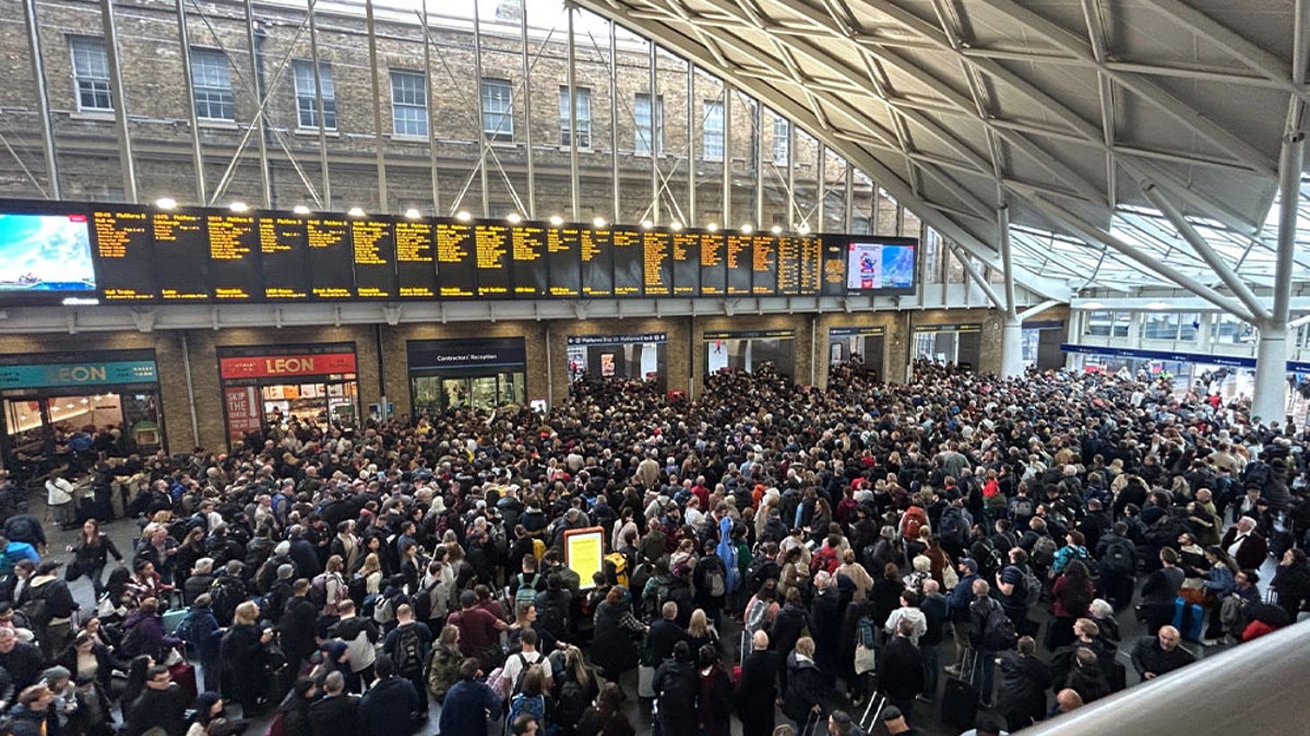 Travellers stranded in King’s Cross as station forced to close amid Storm Babet disruption