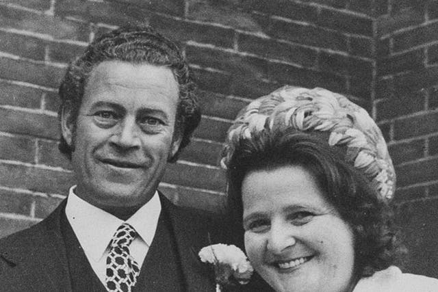 <p>Maureen Gilbert with husband Jack Gilbert on their wedding day, 1975</p>