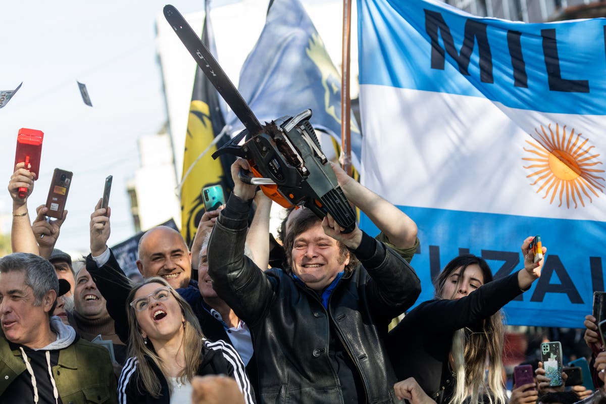 Argentina election: Chainsaw-wielding populist pushed to run-off by ...