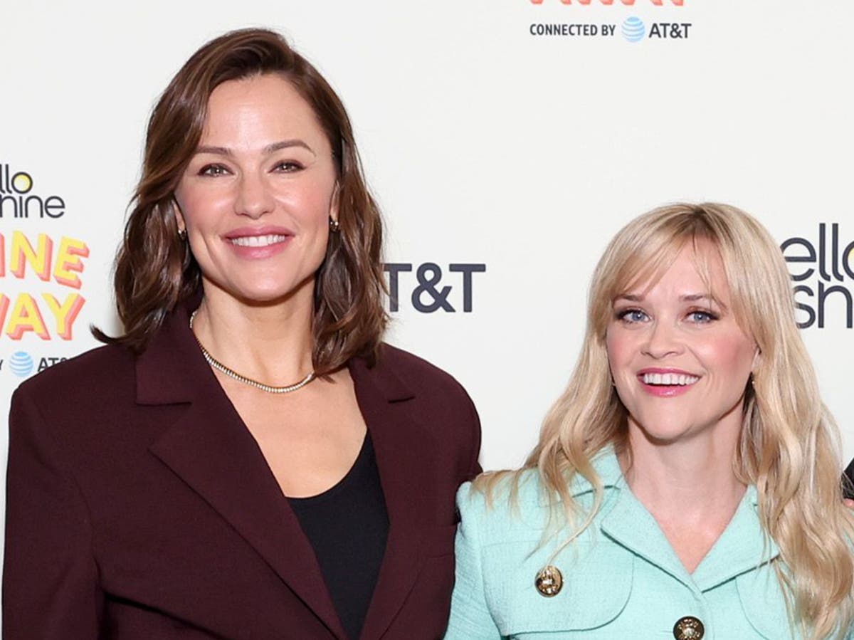 Jennifer Garner says Reese Witherspoon supported her during &lsquo;very public, very hard moment&rsquo;