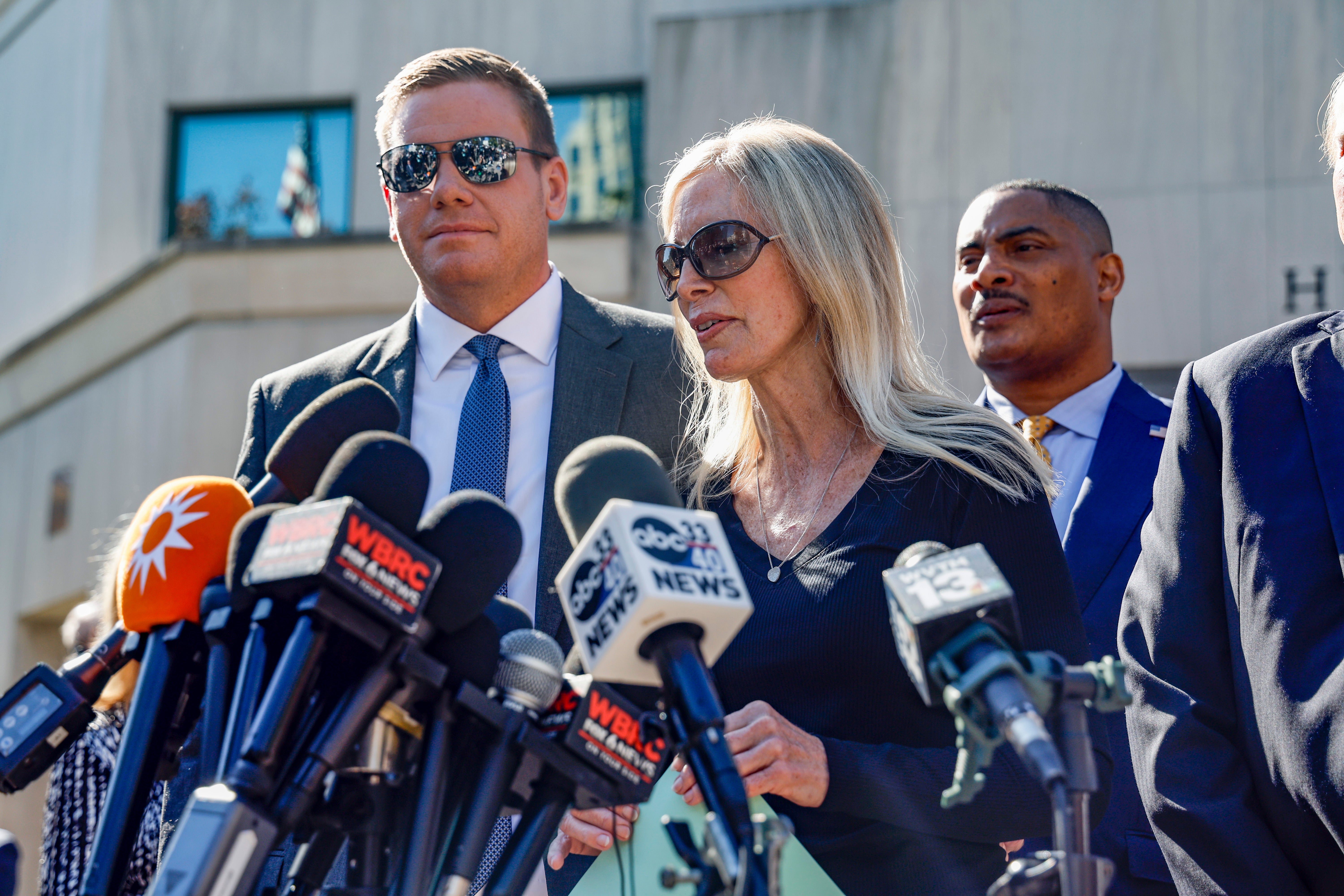 Beth Holloway speaks to media after Joran van der Sloot confesses to her daughter’s murder