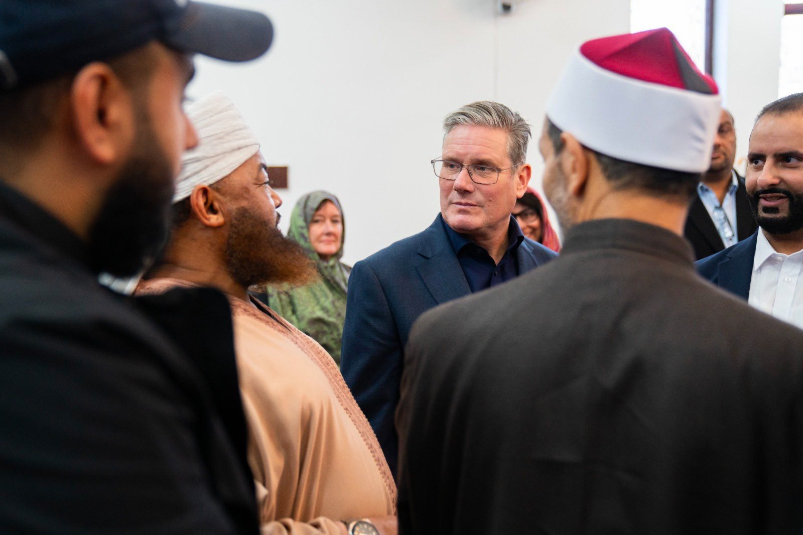 Keir Starmer visits the South Wales Islamic Centre mosque