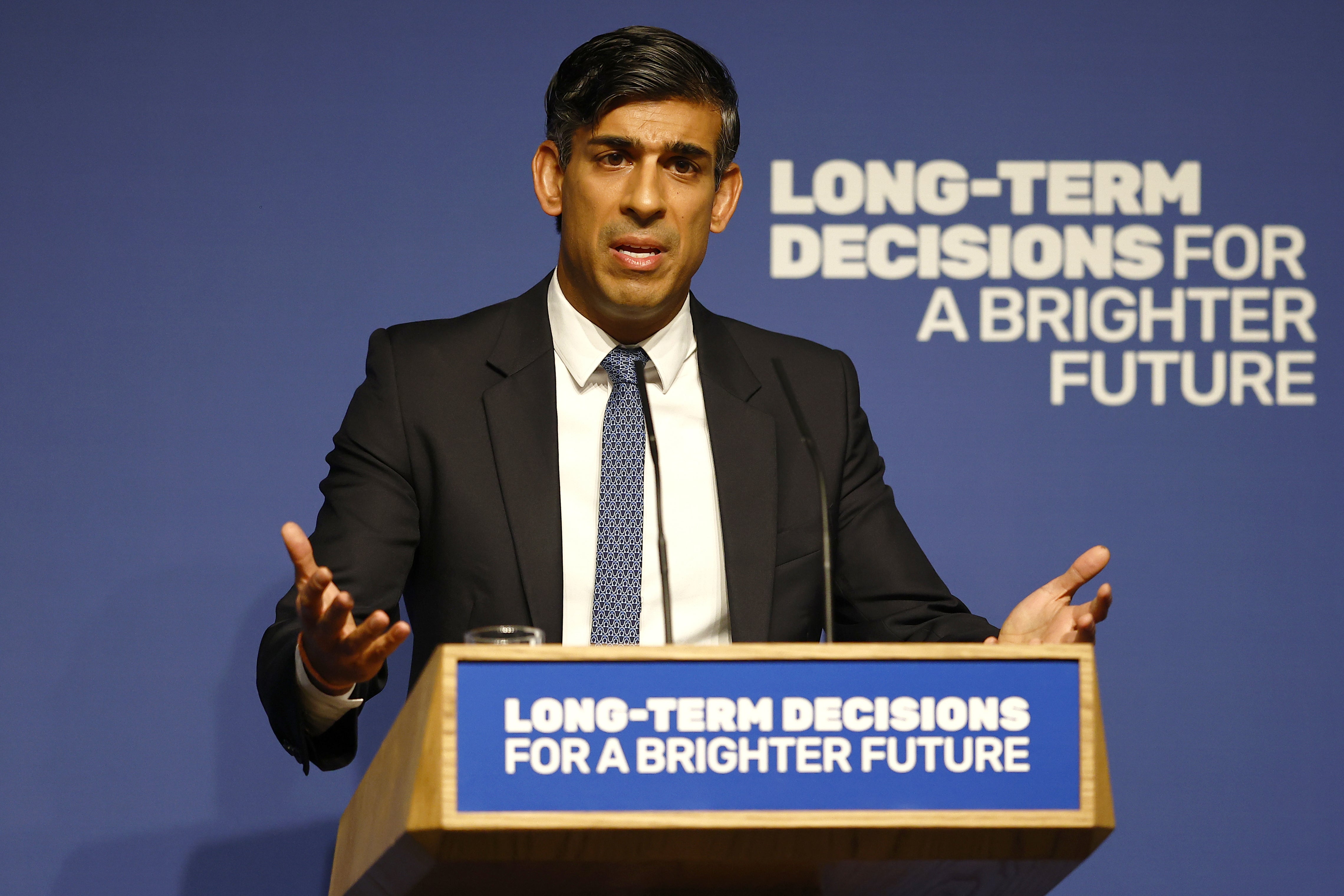 Rishi Sunak delivers a speech on AI at the Royal Society