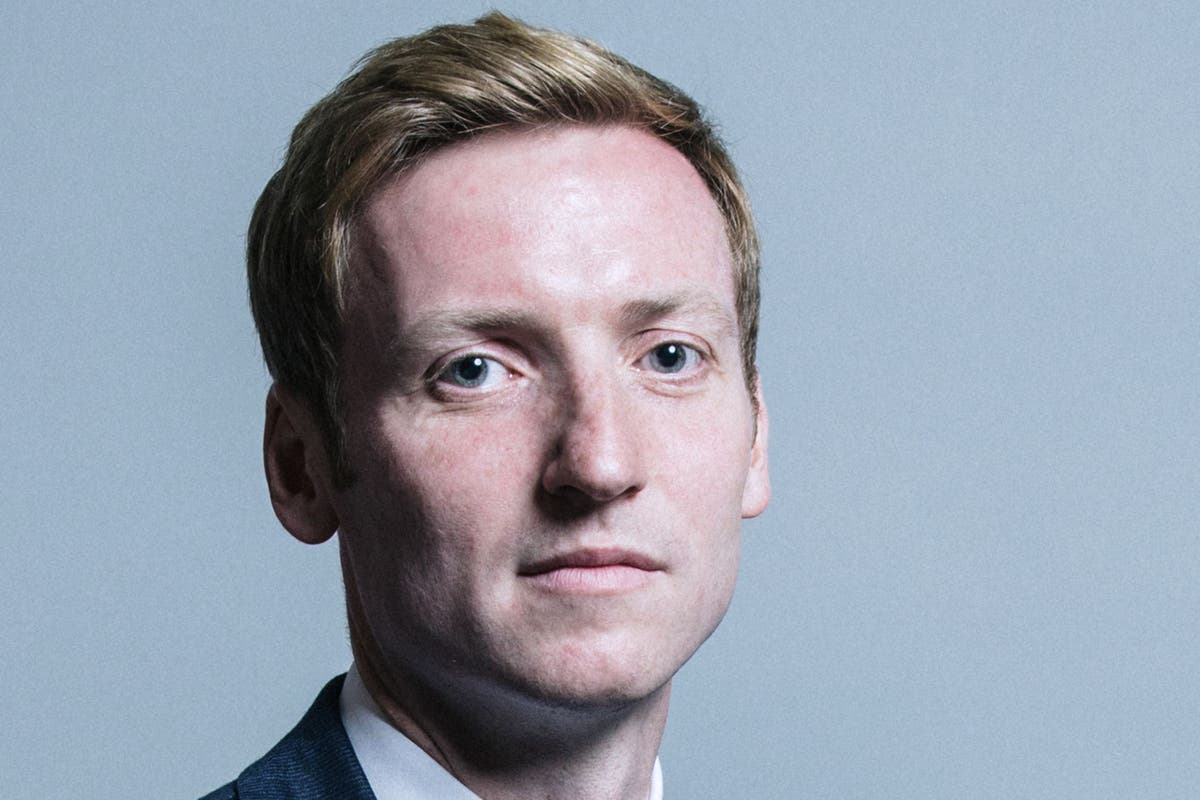 Councils pursuing four-day week warned to stop by local government minister