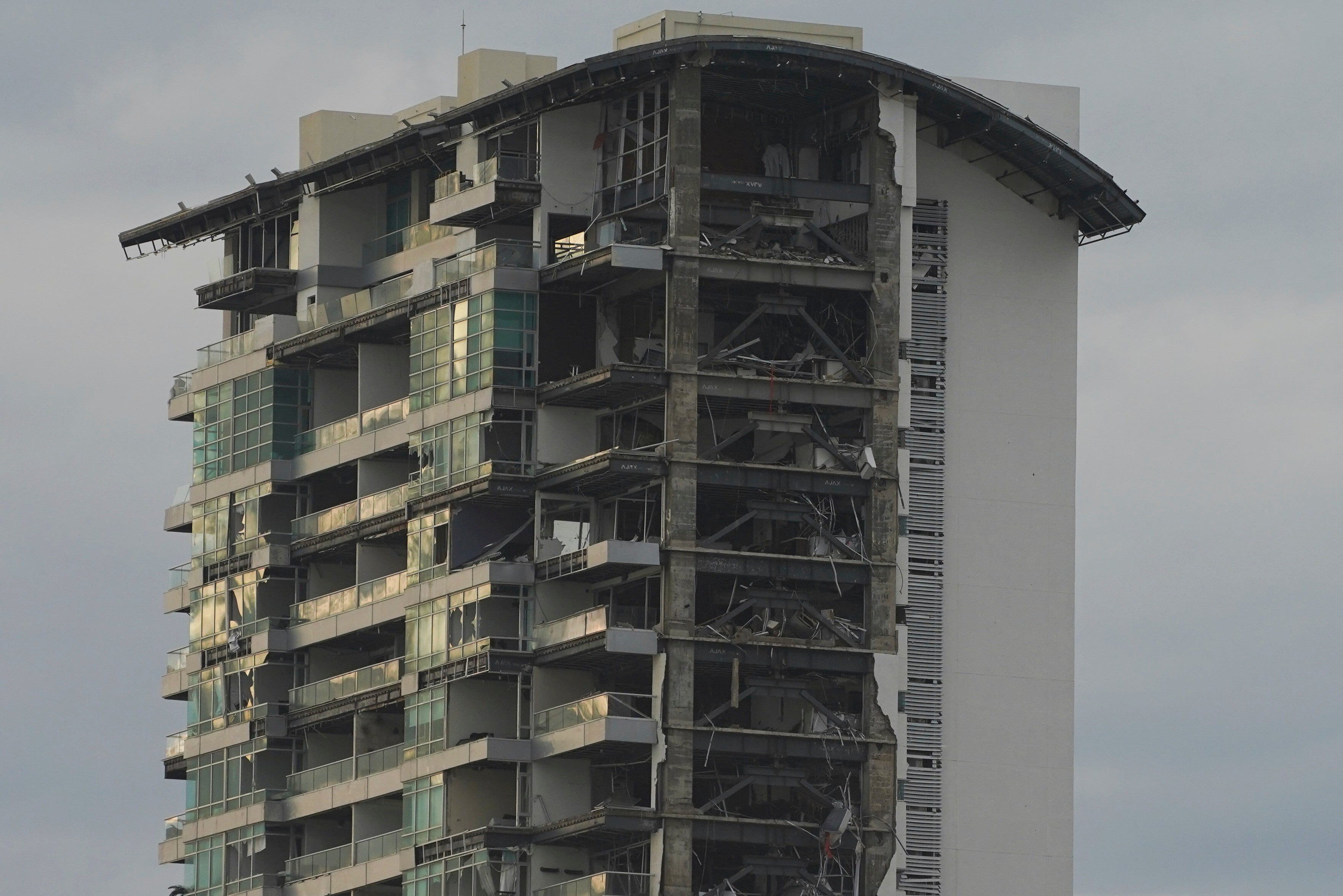 <p>A damaged building stands after Hurricane Otis ripped through Acapulco, Mexico</p>