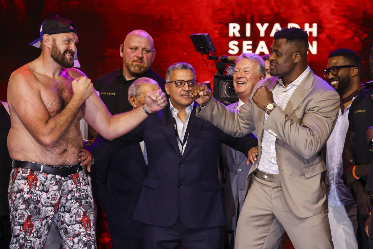 Tyson Fury makes bold prediction for boxing bout with ex-UFC star Francis Ngannou