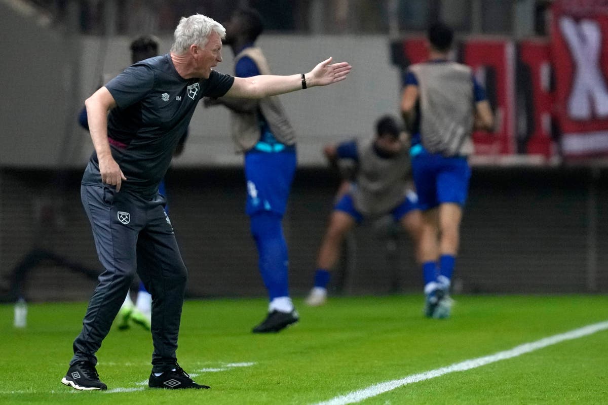 David Moyes defends team selection as West Ham&rsquo;s unbeaten European run ended