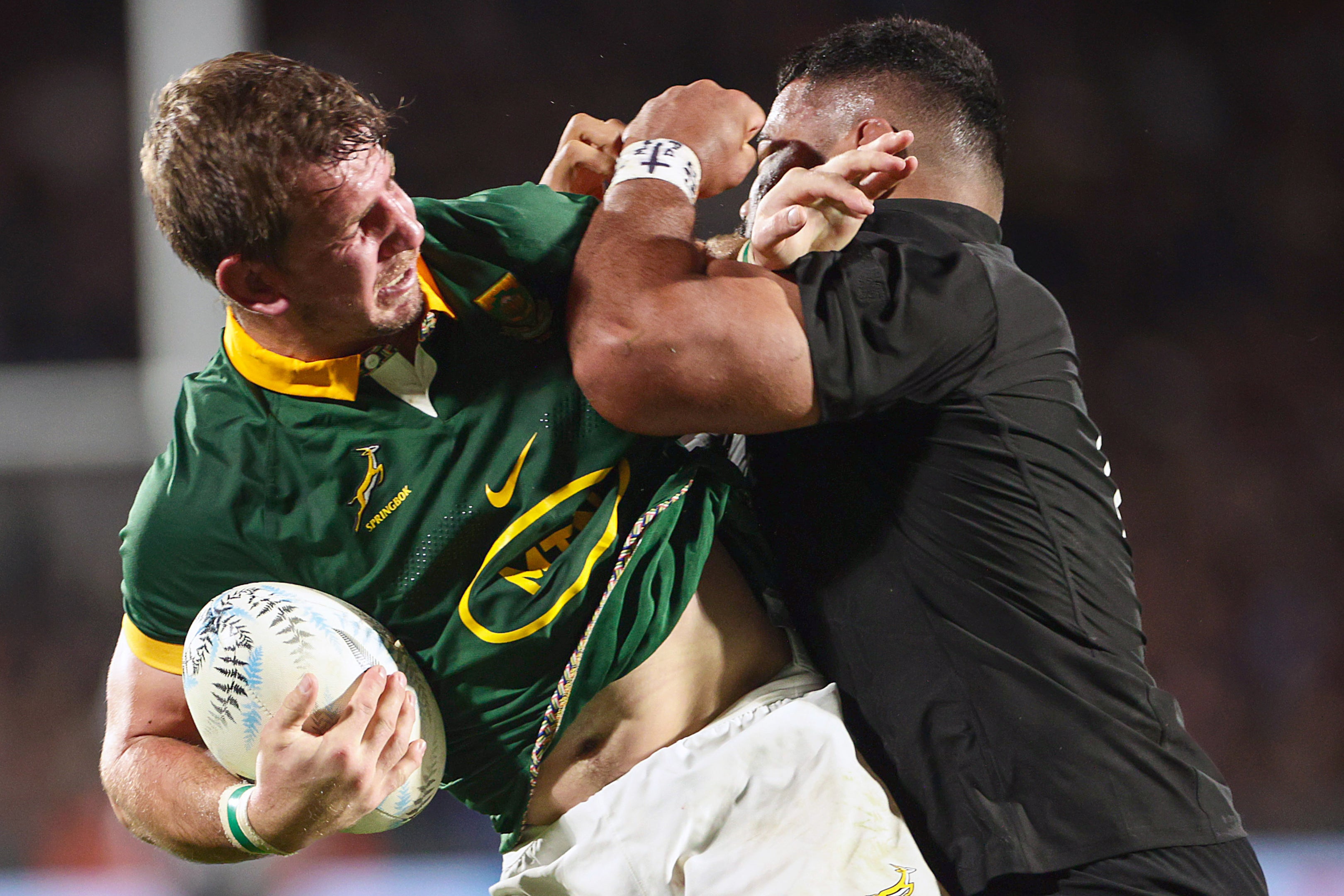 South Africa and New Zealand tussle in Auckland