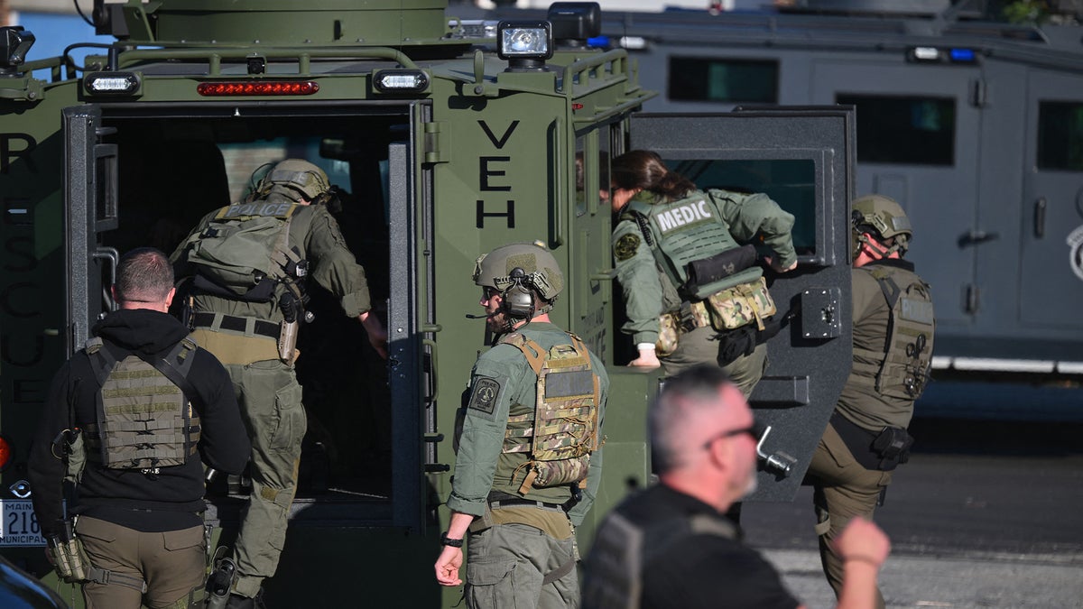 Watch live: Maine officials hold press conference as manhunt continues