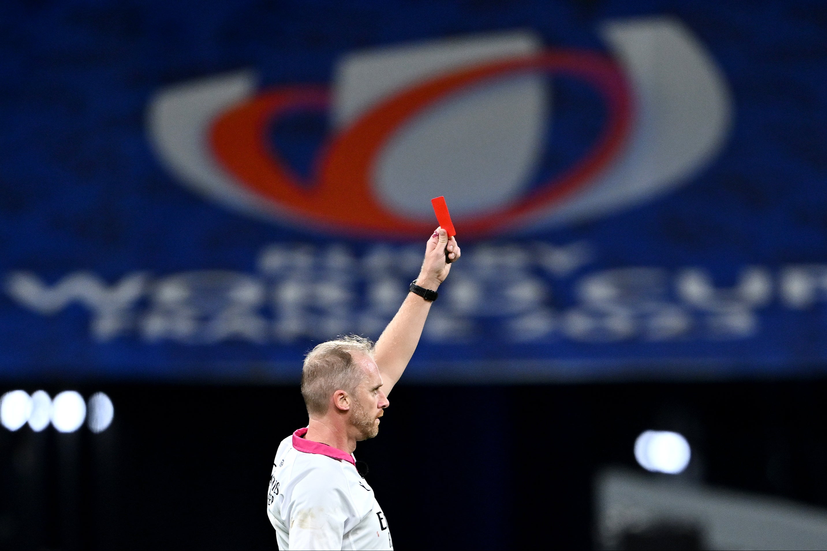 Wayne Barnes sent off New Zealand captain Sam Cane during the World Cup final