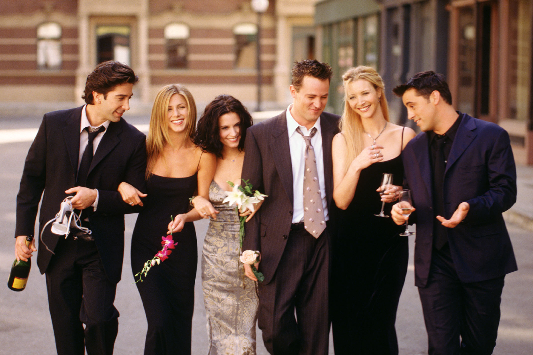Friends cast (from left) David Schwimmer, Jennifer Aniston, Courteney Cox, Matthew Perry, Lisa Kudrow, Matt LeBlanc.