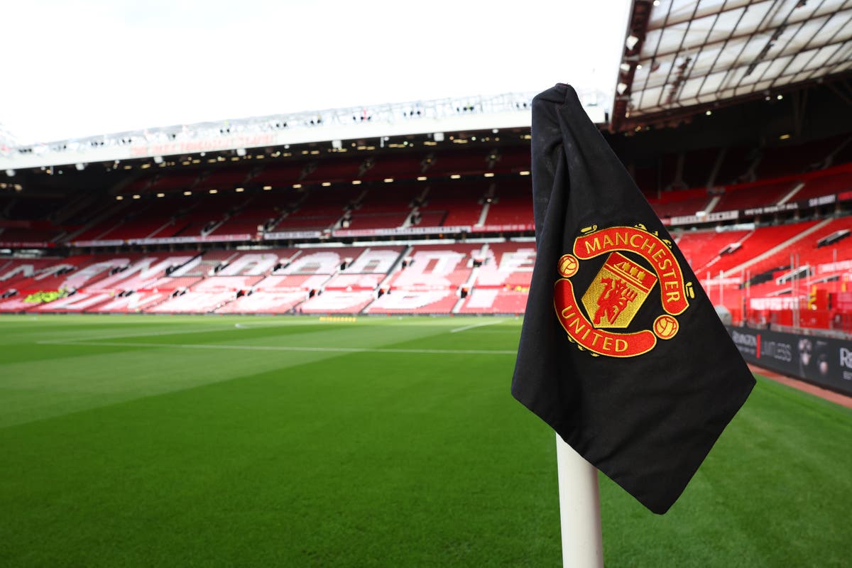 Manchester United v Man City LIVE: Premier League team news, line-ups and more from derby today