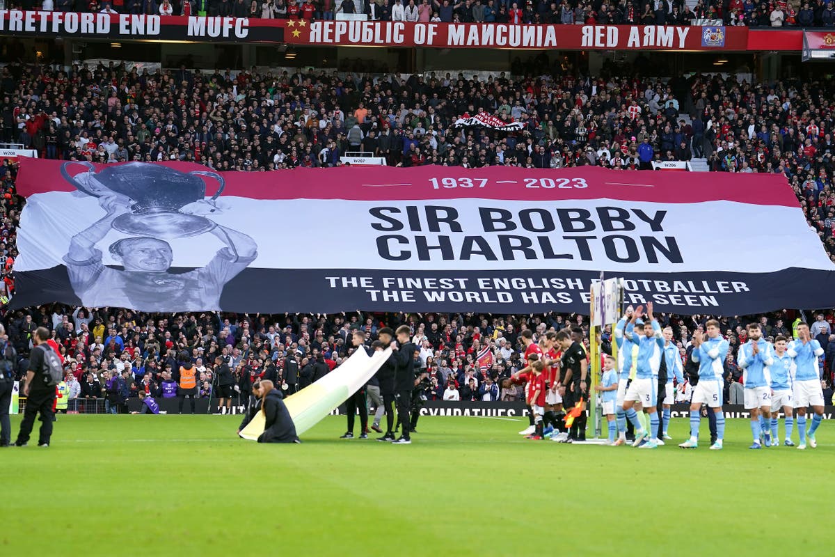 Old Trafford pays tribute to Sir Bobby Charlton ahead of Manchester derby