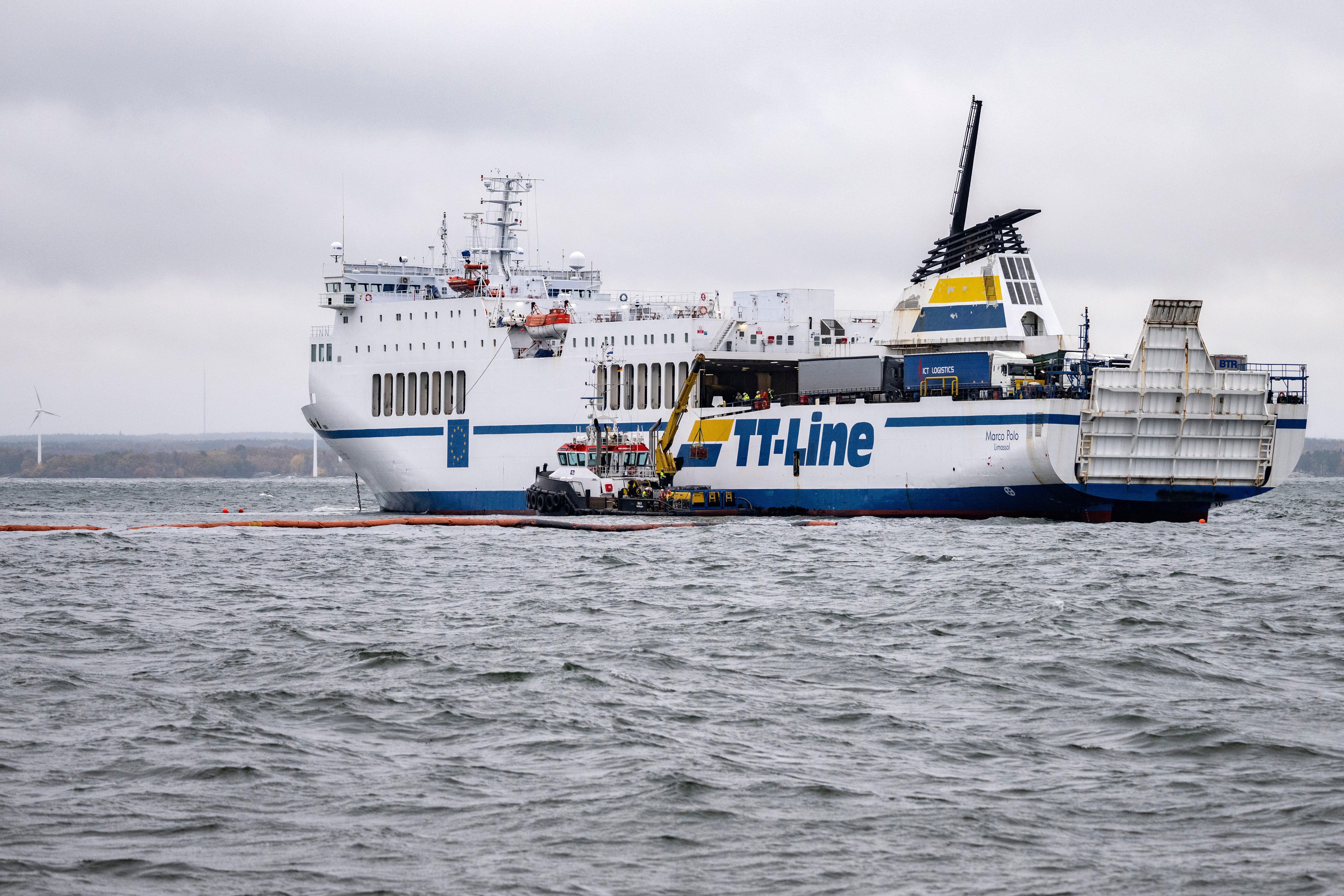 New oil leak reported after a ferry that ran aground repeatedly