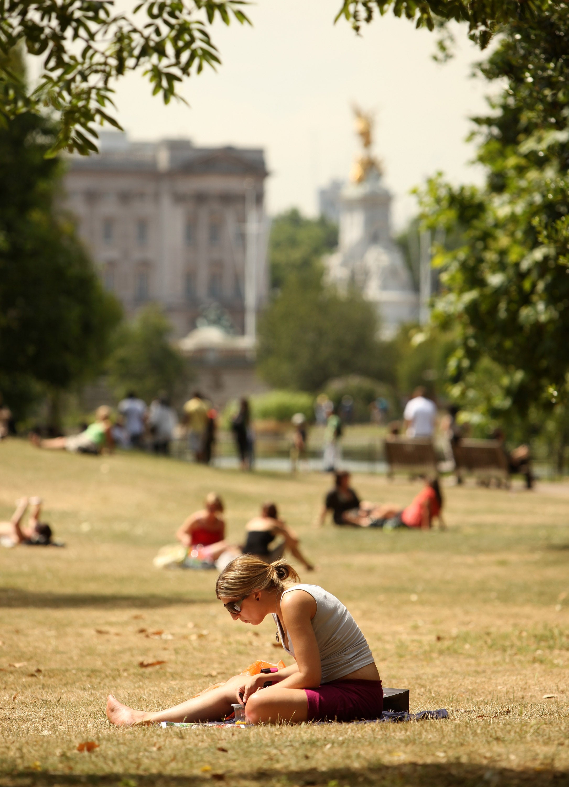 The Censuswide polling of 1,000 women across the UK last month for the This Girl Can campaign found that almost half (48%) said they do not like to get active outdoors after dark.