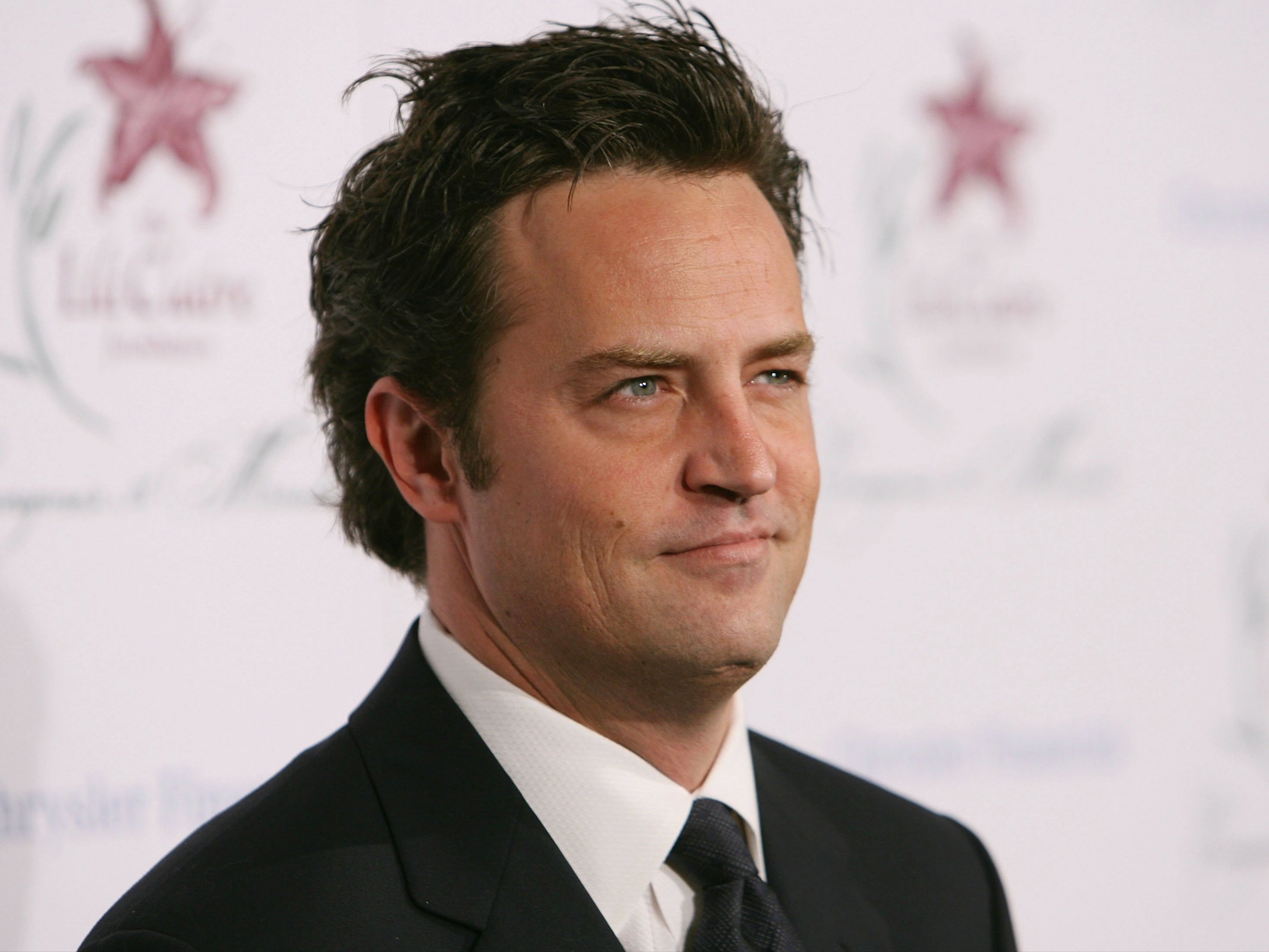 matthew-perry-a-d-pens-plus-de-9-millions-de-dollars-pour-devenir