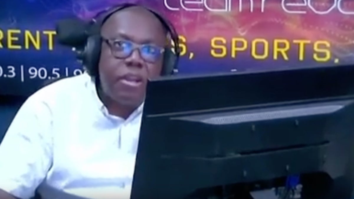 Radio anchor dives under desk live on air as earthquake rocks Jamaica