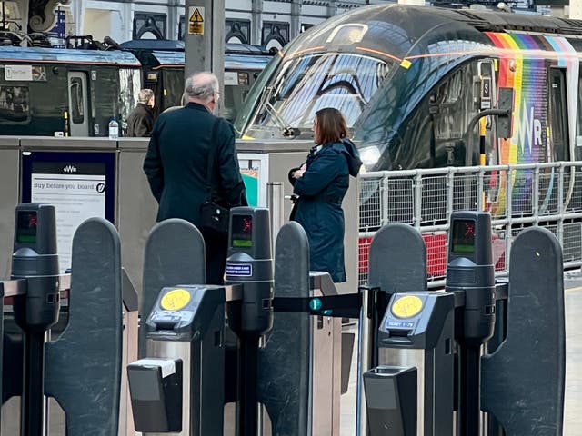 <p>Going places? Great Western Railway hub at London Paddington</p>