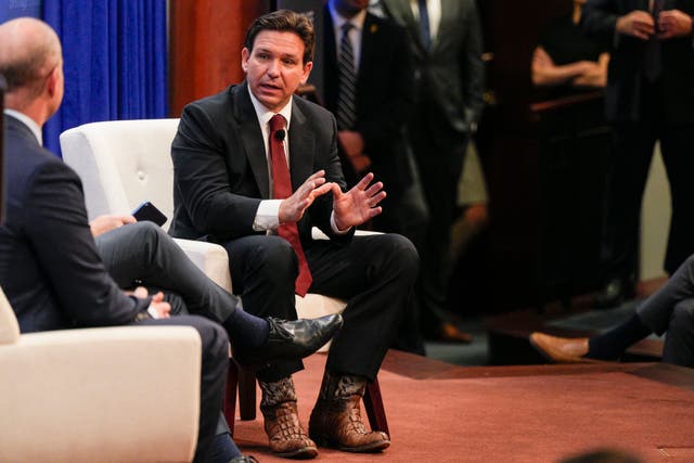 <p>Republican presidential candidate Florida Gov. Ron DeSantis speaks with Epoch Times Senior Editor Jan Jekielek and Heritage President Kevin Roberts, left, at the Heritage Foundation</p>