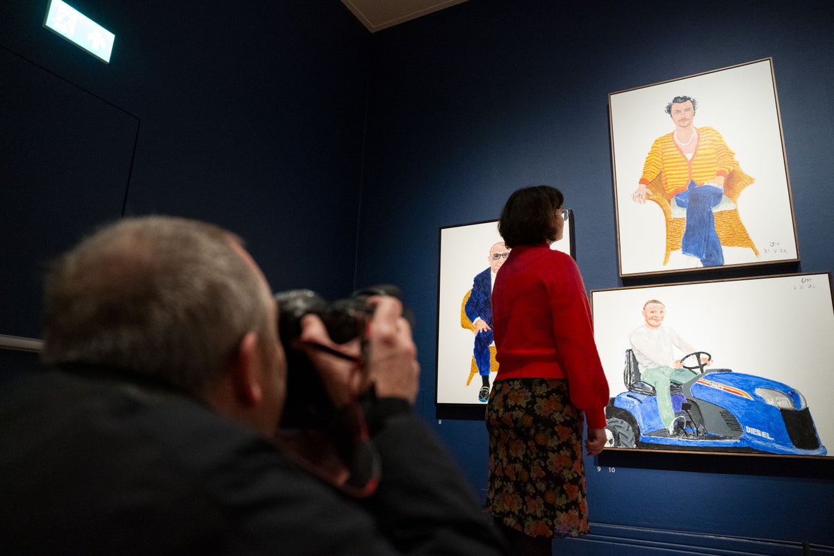 David Hockney: Never-seen-before portraits dazzle visitors at London’s National Portrait Gallery