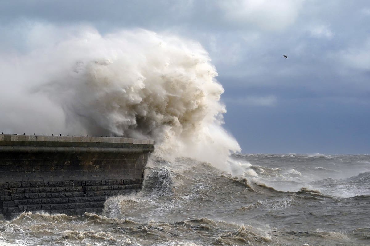 Rail disruption to continue until Saturday in wake of Storm Ciaran