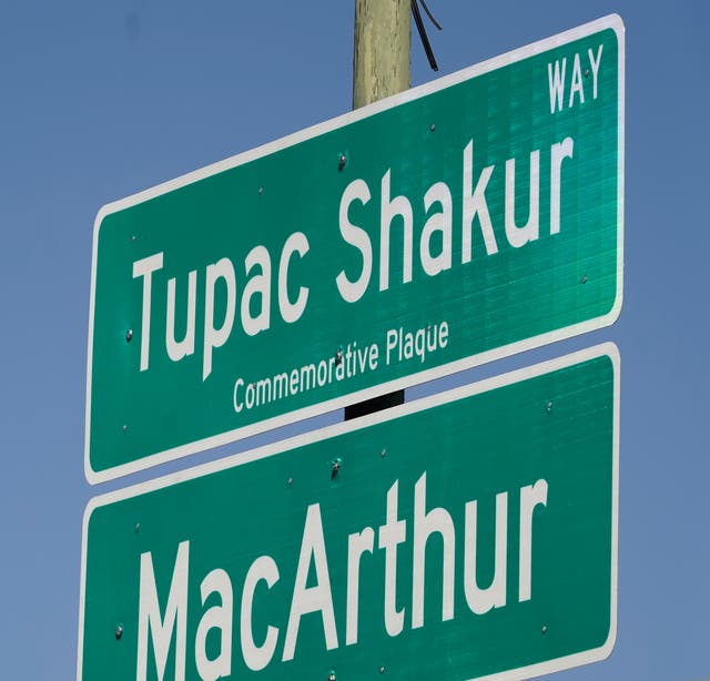 Tupac Oakland Street