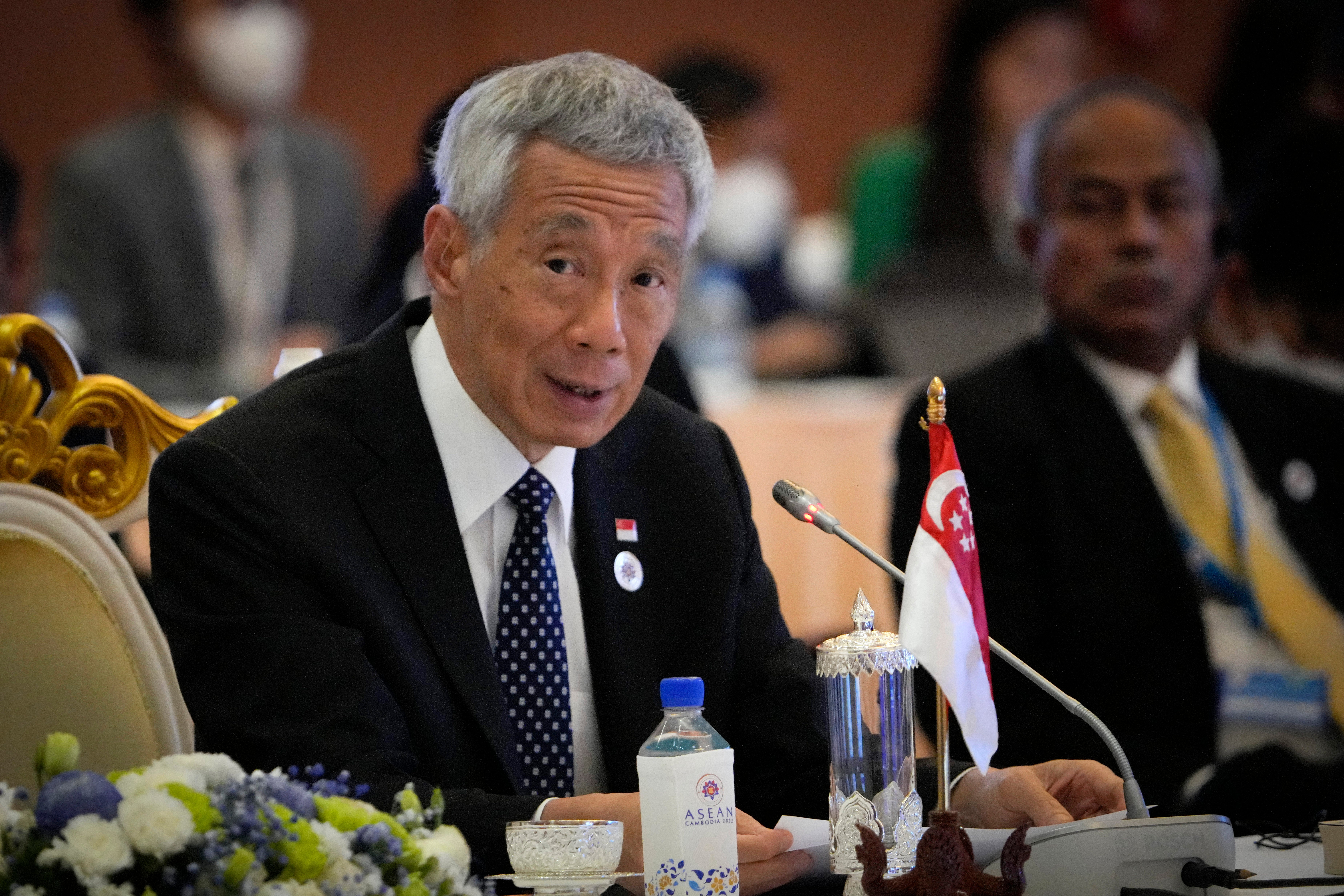 Singapore's Prime Minister Plans To Step Down And Hand…