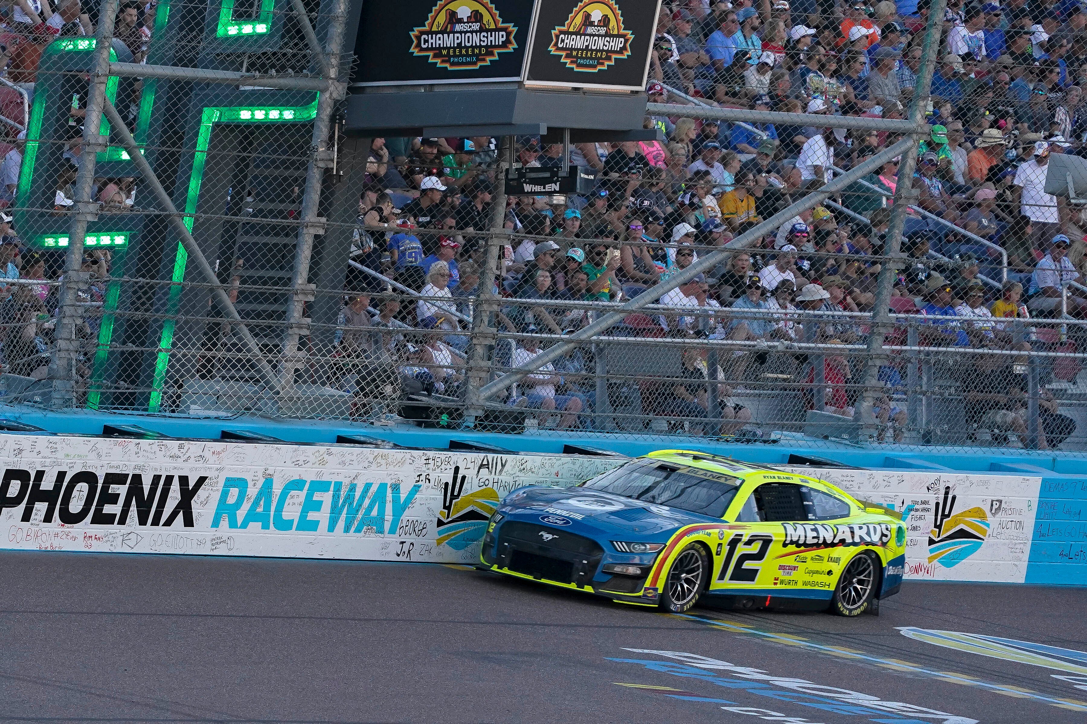 NASCAR Phoenix Auto Racing