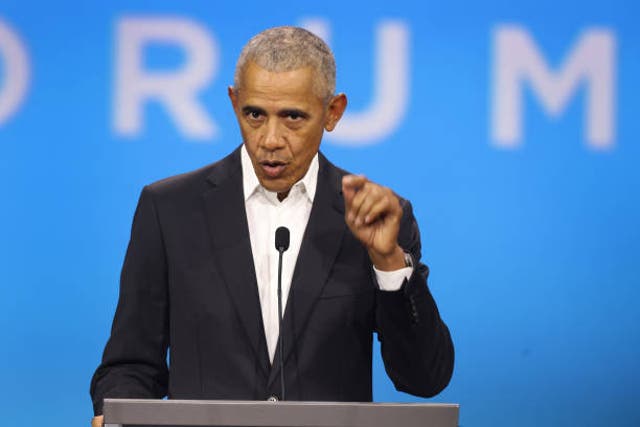 <p>Former president Barack Obama speaks to attendees at the Obama Foundation Democracy Forum on 3 November 2023 in Chicago, Illinois</p>