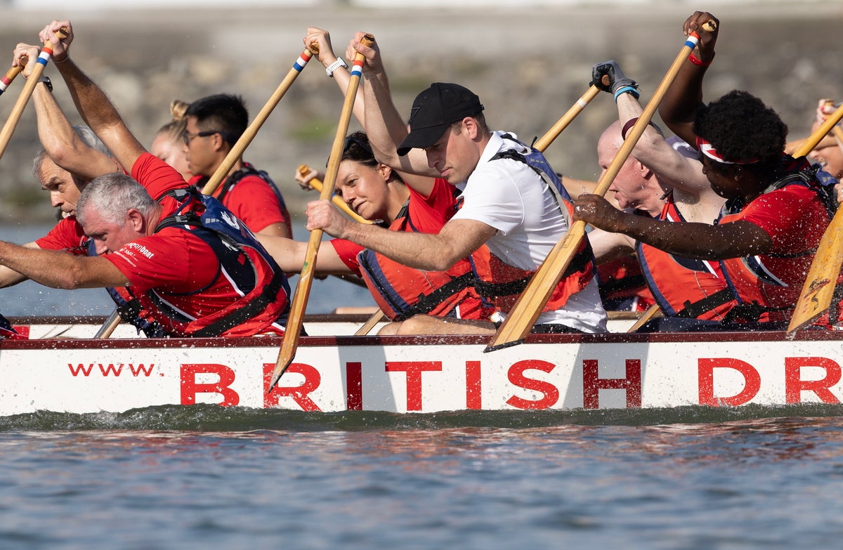 Prince William and team win dragon boat race in Singapore: ‘A natural’